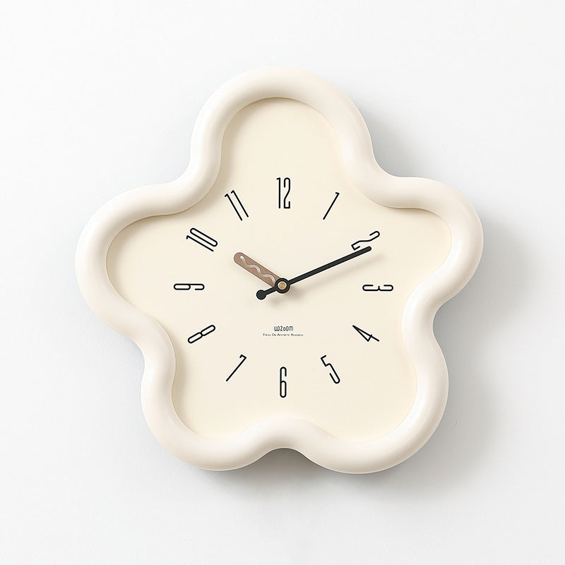 3D Bloom Pendulum Clock for Whisper-Quiet Environment